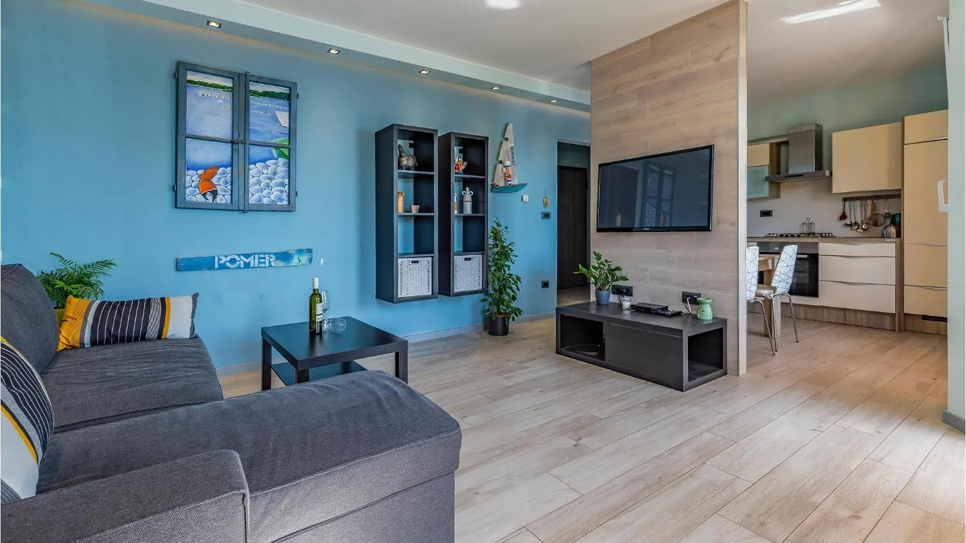 Beautiful Apartment In Pomer With Wifi